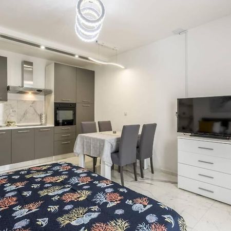 Royal Platinum Studio Apartment Vodice Exterior foto