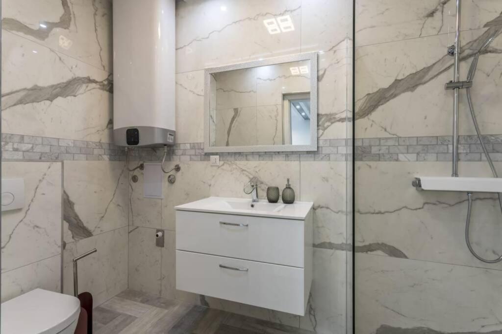 Royal Platinum Studio Apartment Vodice Exterior foto